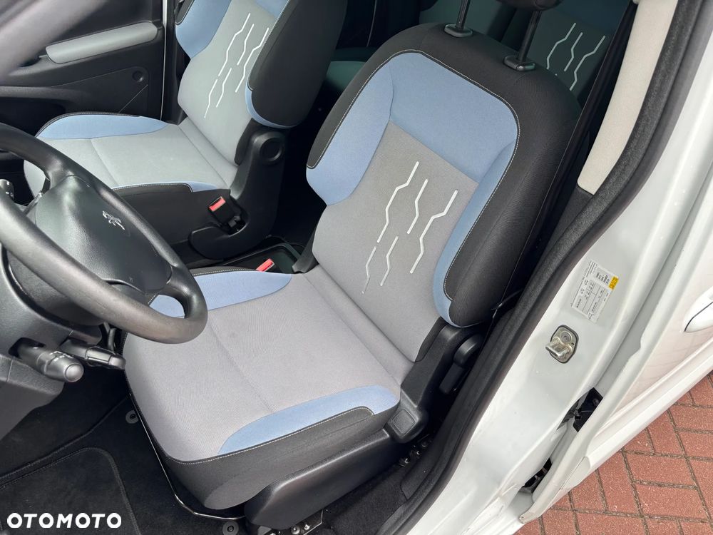 Peugeot Partner 1.6 BlueHDi Active - 13