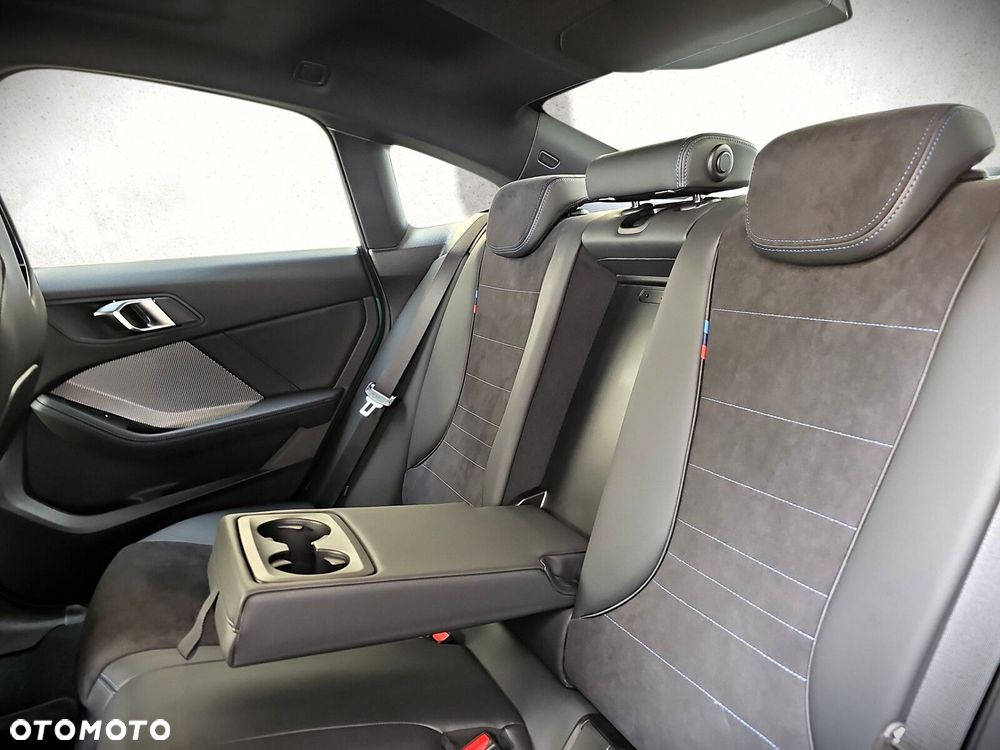 BMW Seria 2 - 37