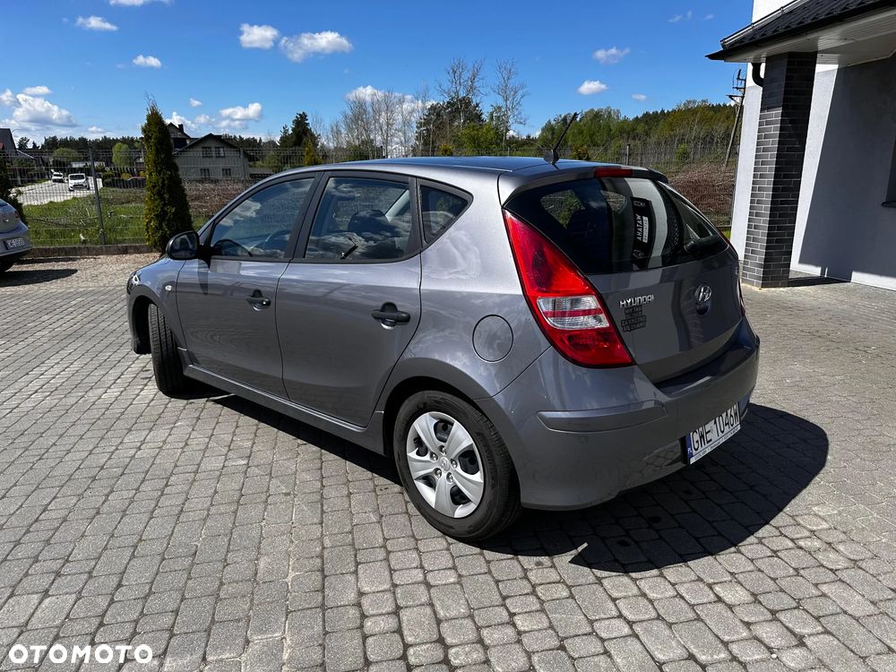 Hyundai i30 1.4 Blue Comfort - 8
