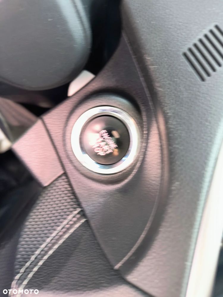 Subaru Forester 2.0i-L Platinum (EyeSight) Lineartronic - 37