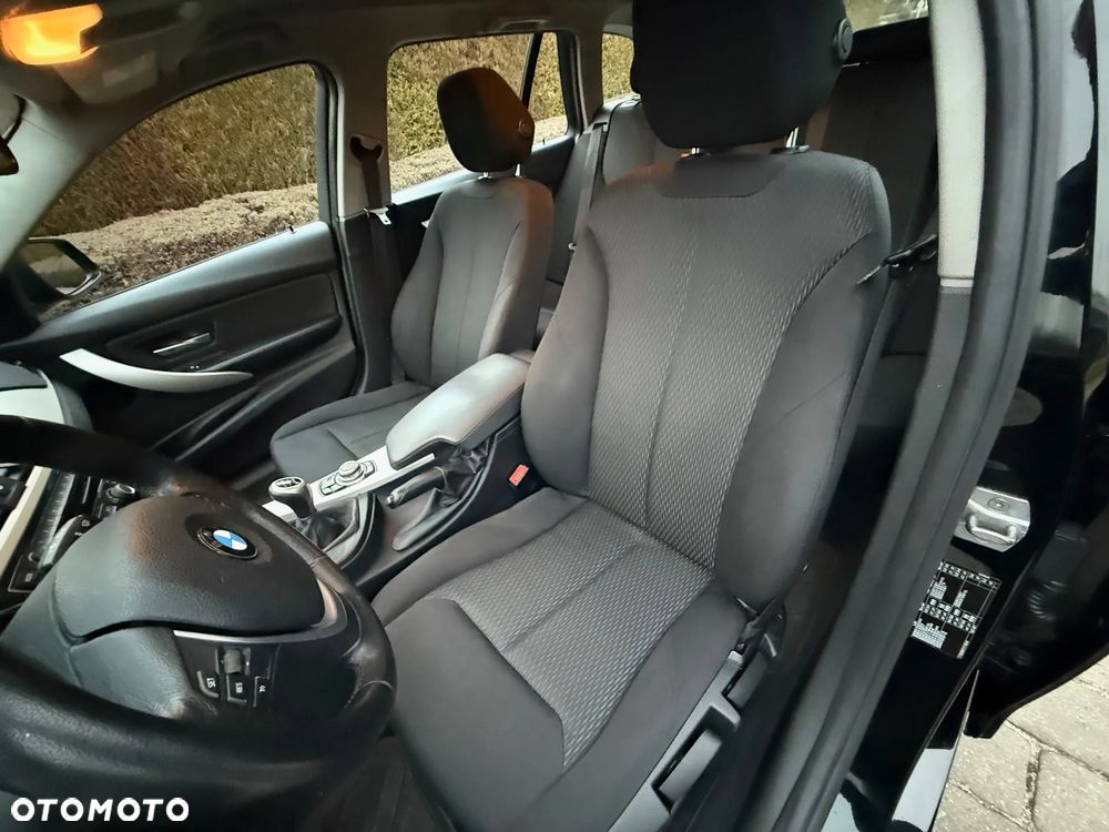 BMW Seria 3 320d Advantage - 15