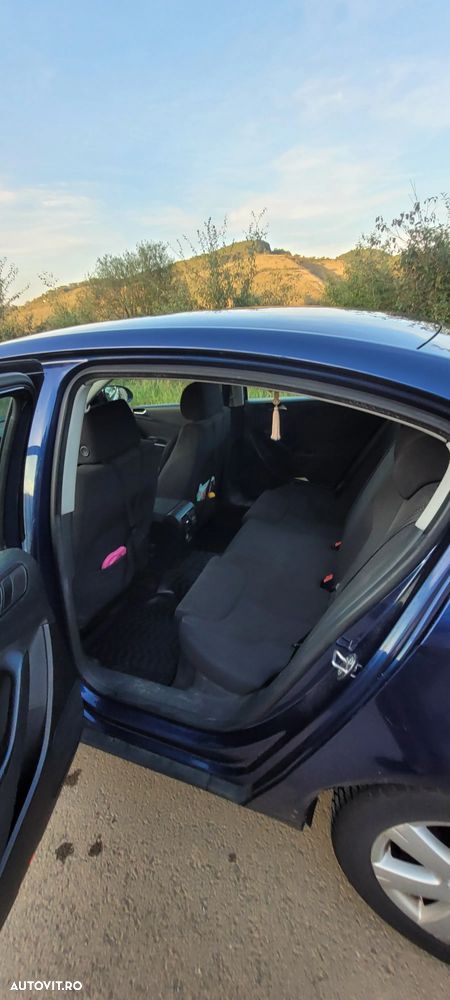 Volkswagen Passat 1.9TDI Comfortline - 9