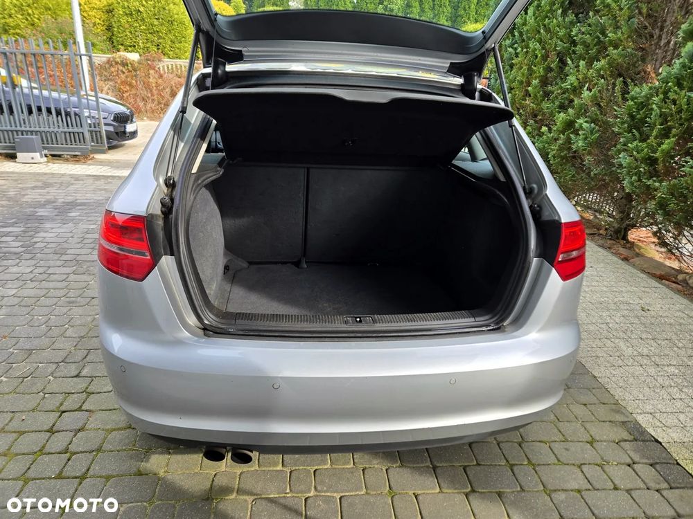 Audi A3 Sportback 1.4 TFSI Attraction S tronic - 9