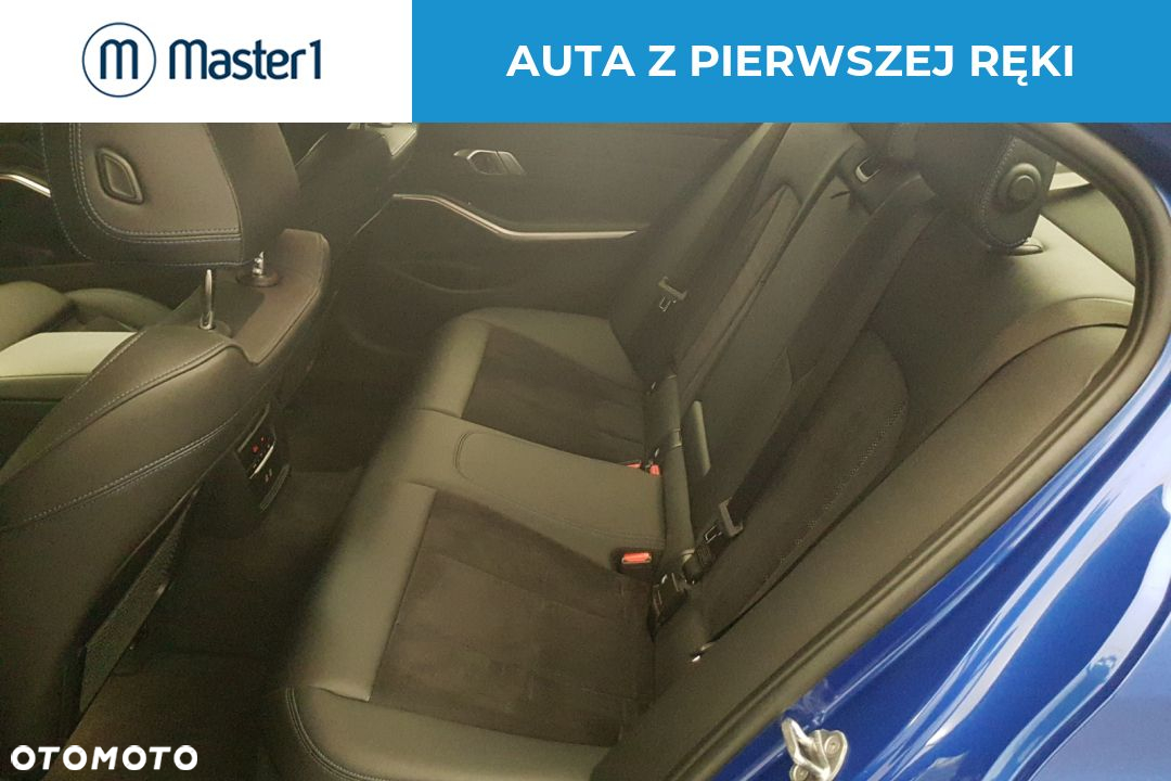 BMW Seria 3 318i M Sport - 11