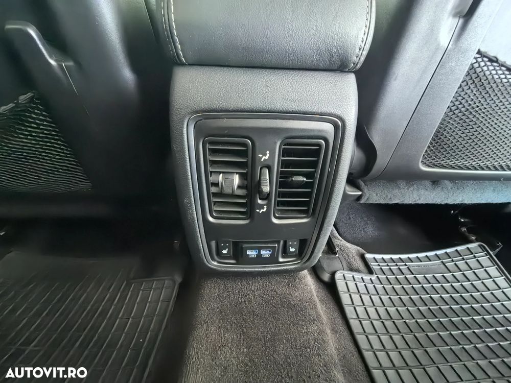 Jeep Grand Cherokee 3.0 TD AT Overland - 32