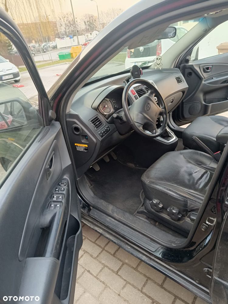 Hyundai Tucson 2.0 CRDi Premium - 9