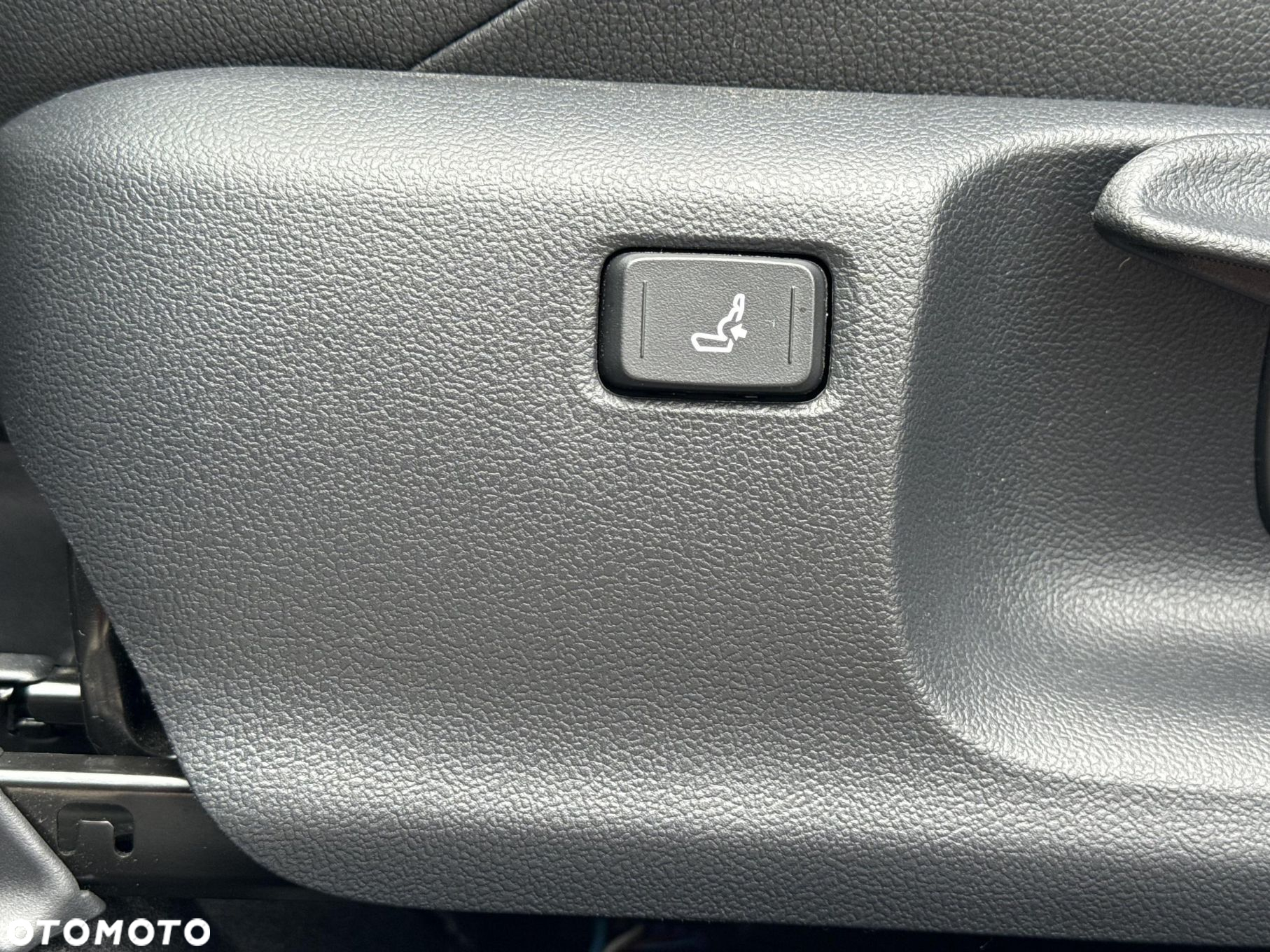 Toyota Yaris Cross Hybrid 1.5 Executive - 23