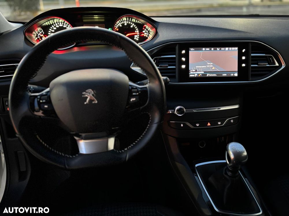 Peugeot 308 - 7