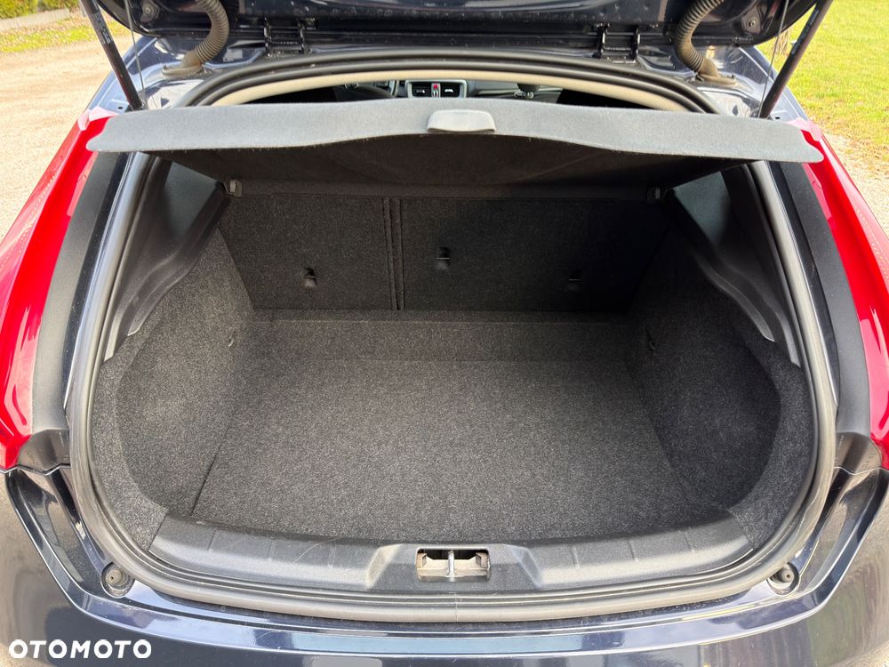 Volvo V40 D2 Drive-E Kinetic - 23