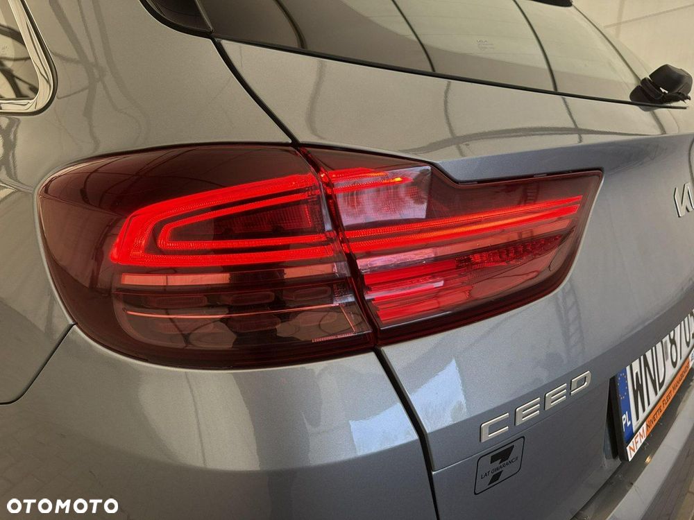 Kia Ceed - 30