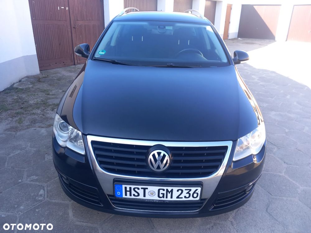 Volkswagen Passat 2.0 TDI BlueMotion Technology Comfortline - 30