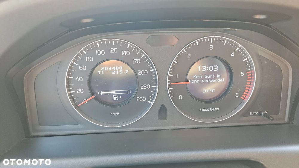 Volvo XC 60 - 32