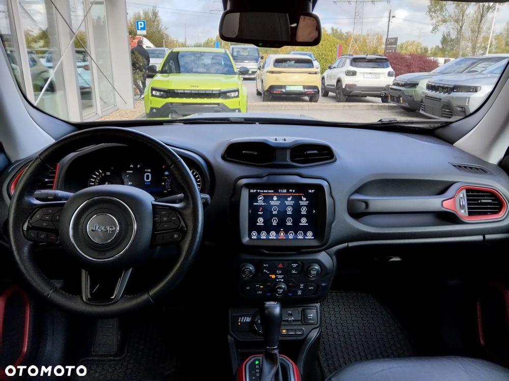 Jeep Renegade - 18