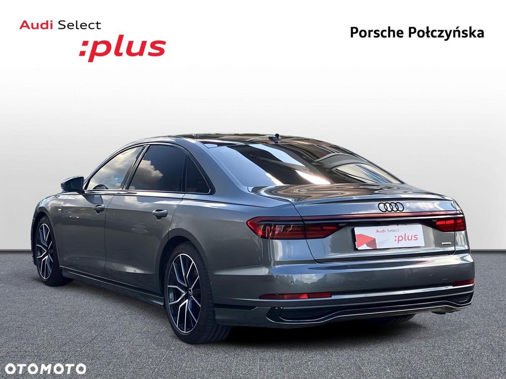 Audi A8 - 4