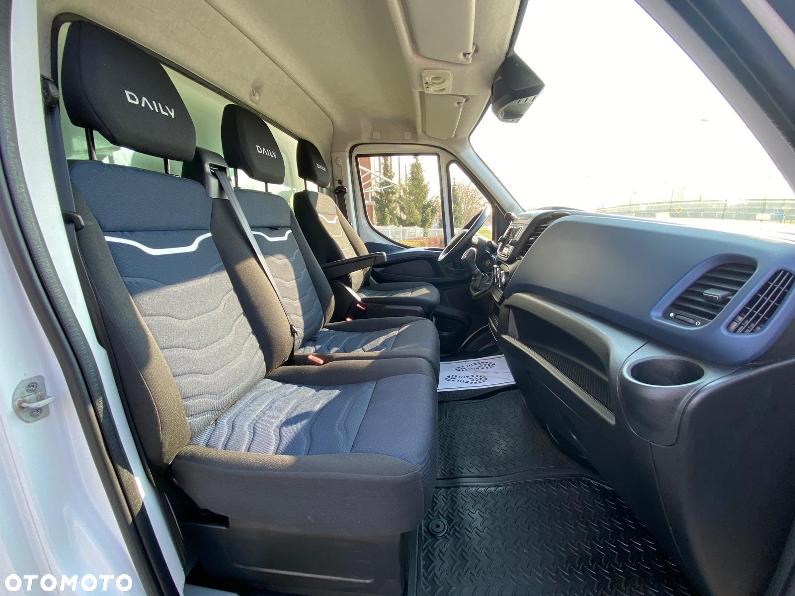Iveco DAILY 35-160 HI-MATIC KONTENER WINDA WYSOKOŚĆ KONTENERA 2,5 M - 33