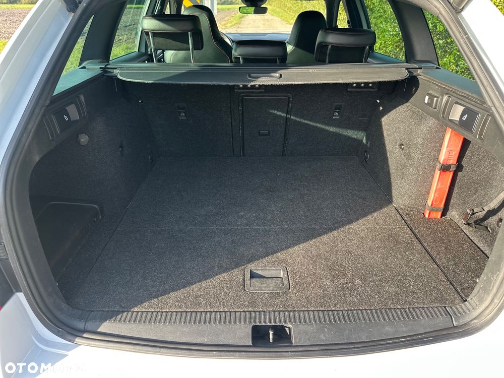 Skoda Octavia 2.0 TDI 4x4 RS Challenge DSG - 21