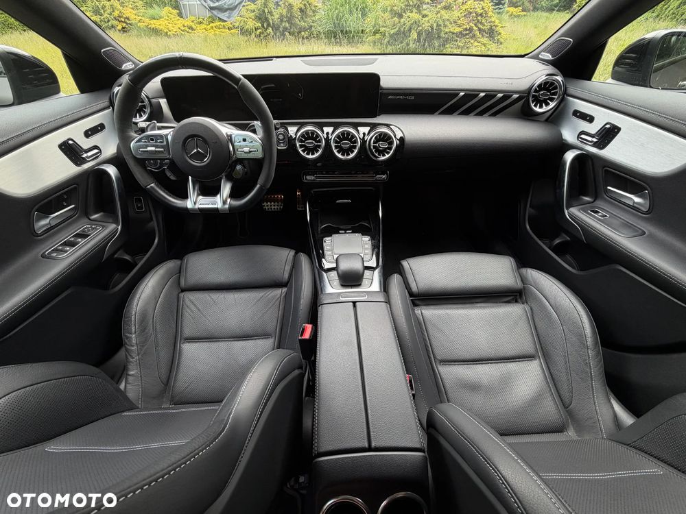 Mercedes-Benz CLA AMG 45 S 4-Matic+ 8G-DCT - 16