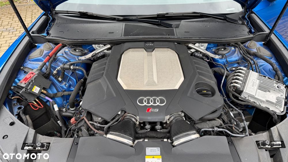 Audi RS6 Avant - 30