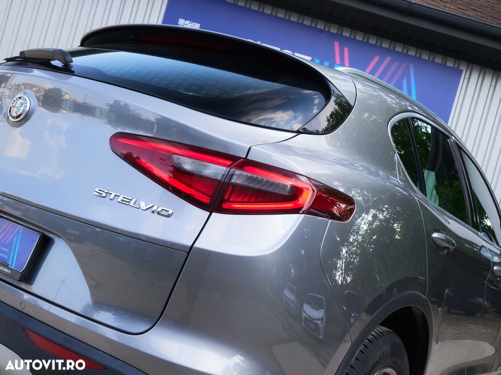 Alfa Romeo Stelvio 2.2 16V AT8-Q4 Executive - 13