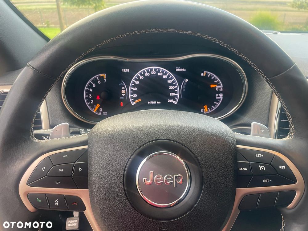 Jeep Grand Cherokee - 9