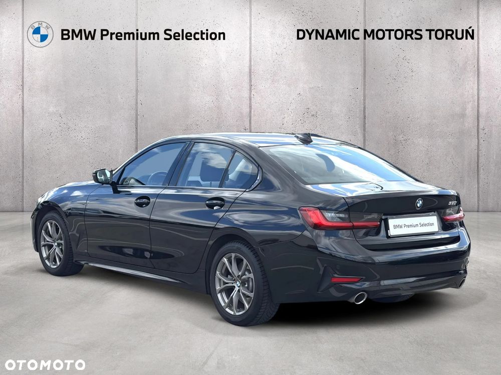 BMW Seria 3 330i Sport Line sport - 7