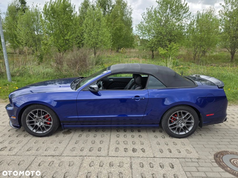 Ford Mustang 3.7 V6 Premium - 5