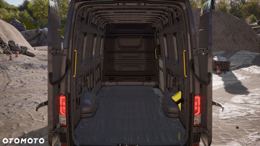 Volkswagen Crafter - 14