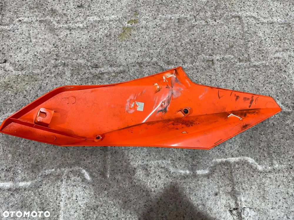 plastiki owiewki KTM Super Duke 1290 GT (nr1369) - 10