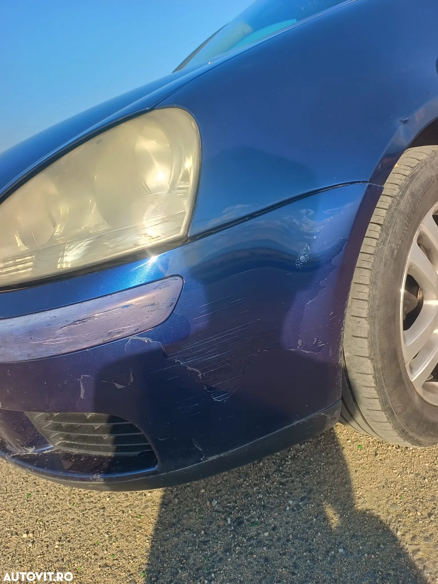 Volkswagen Golf - 2