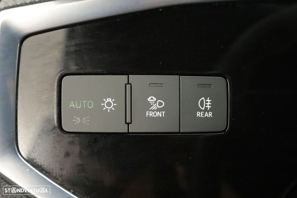 Audi Q3 Sportback 45 TFSIe S line S tronic - 20