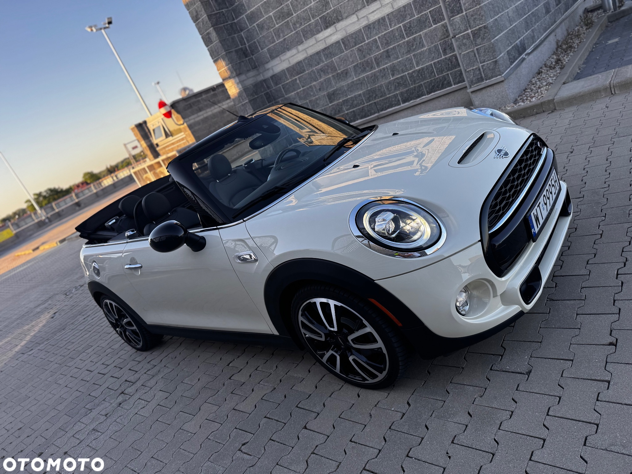 MINI Cooper S Cabrio - 6