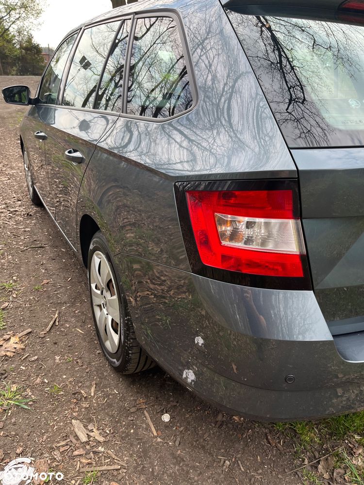 Skoda Fabia - 10