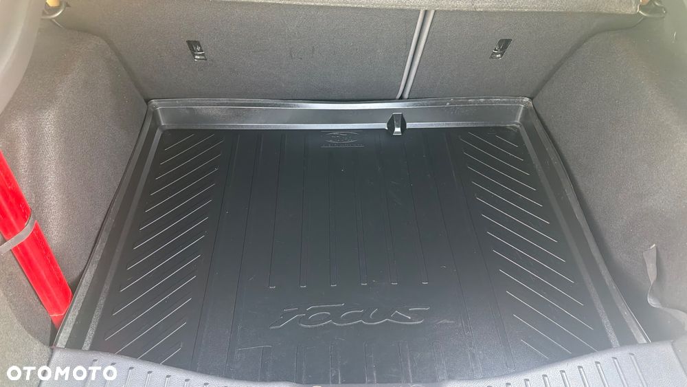 Ford Focus 1.6 TDCi DPF Trend - 12