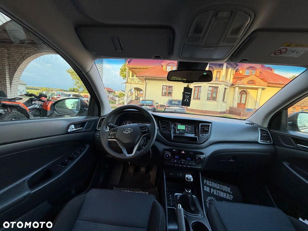 Hyundai Tucson blue 1.7 CRDi 2WD Intro Edition - 17