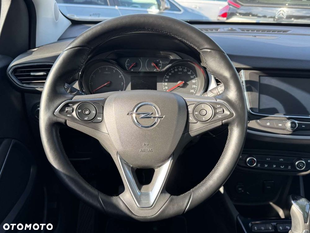 Opel Crossland X - 25