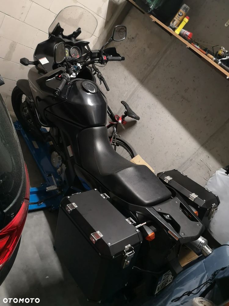 Suzuki DL - 9