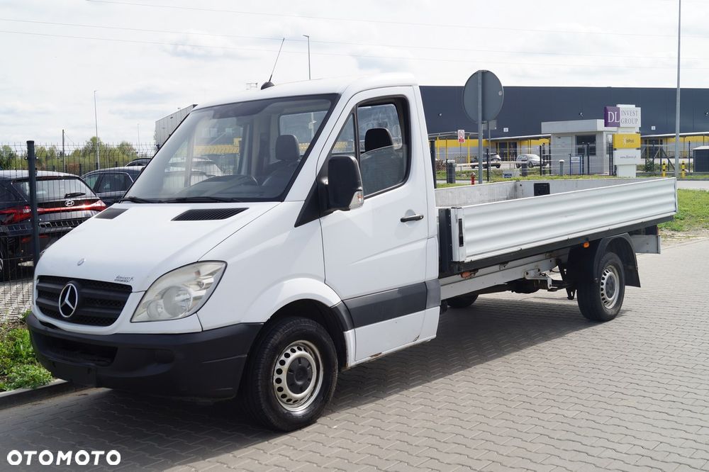 Mercedes-Benz Sprinter - 9
