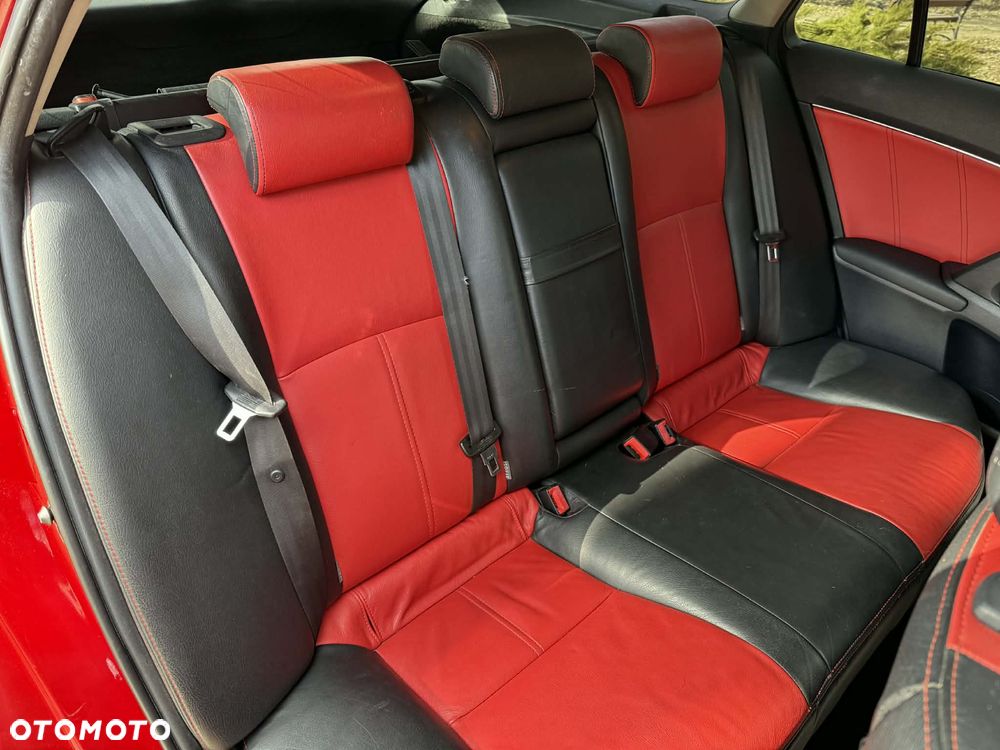 Toyota Avensis 1.8 Sol EU5 - 11