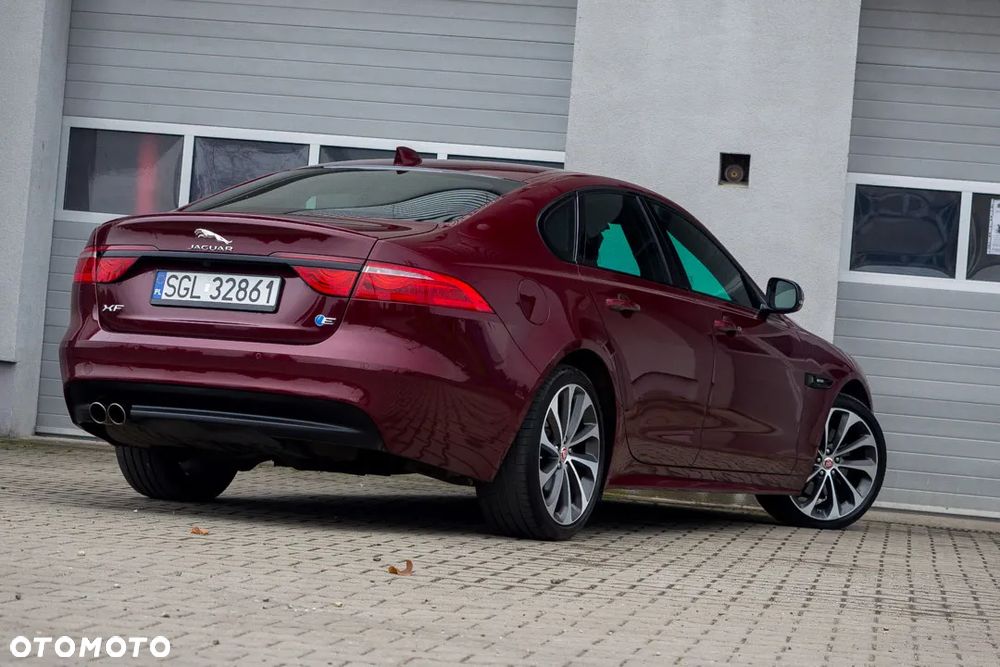 Jaguar XF 2.0 i4D R-Sport - 7