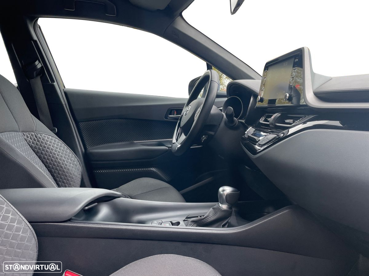 Toyota C-HR - 6