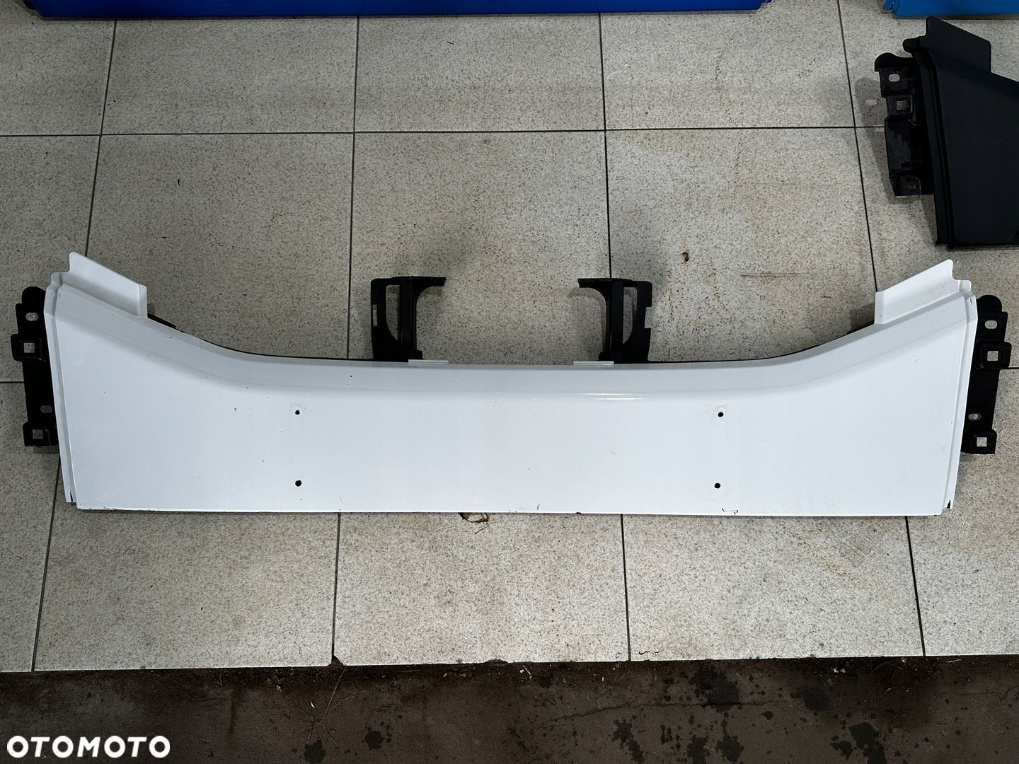 Zderzak Środkowy Stelaż Mocowanie Iveco S-Way - 2