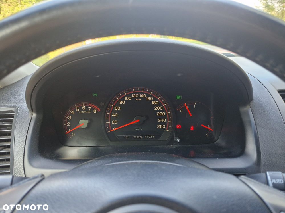 Honda Accord 2.0 Comfort - 24