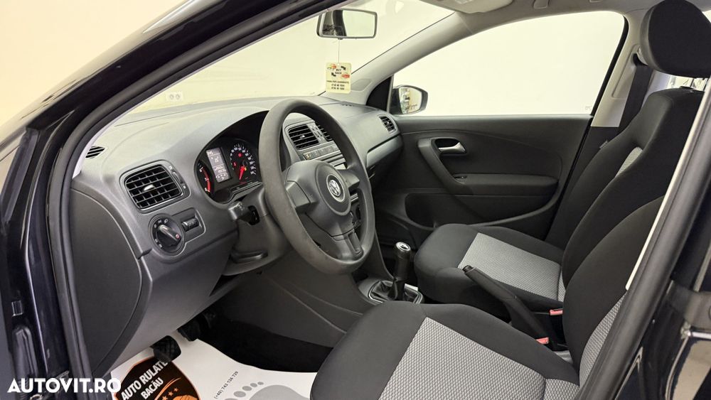Volkswagen Polo - 12
