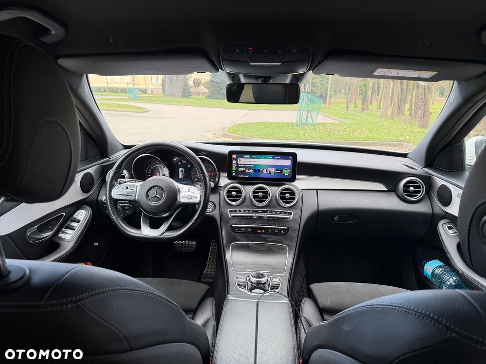Mercedes-Benz Klasa C 220 d 9G-TRONIC - 27