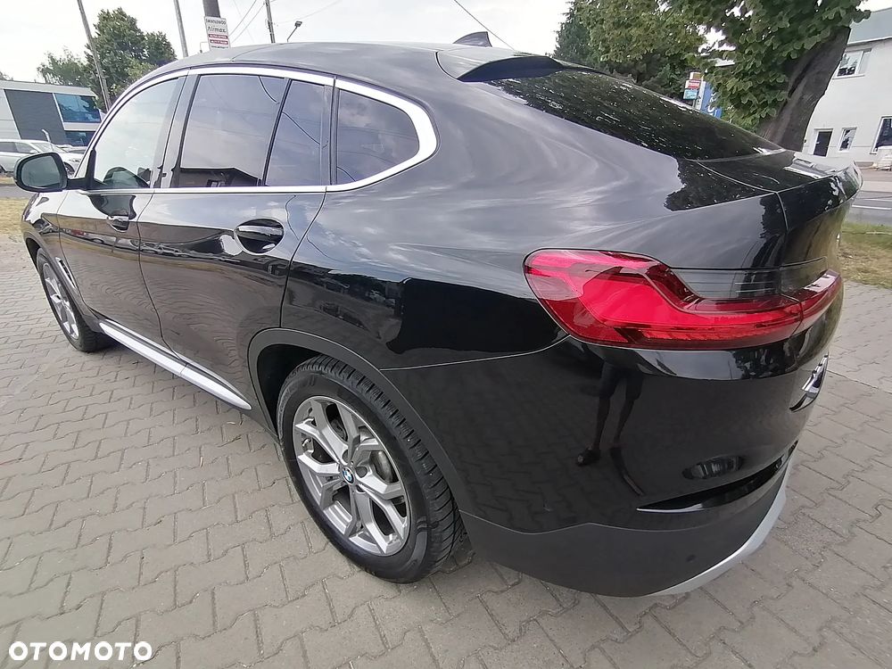 BMW X4 xDrive20d xLine sport - 14