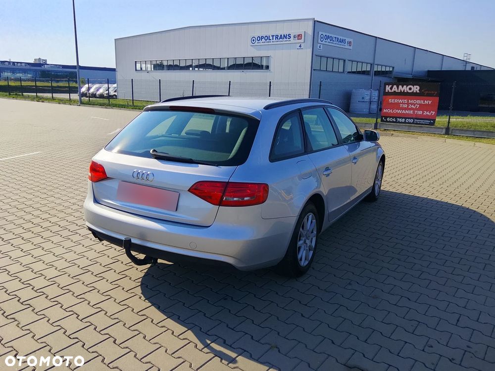 Audi A4 Avant 2.0 TDI DPF multitronic Ambition - 4