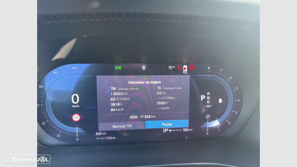 Volvo XC 40 2.0 B3 Core - 16