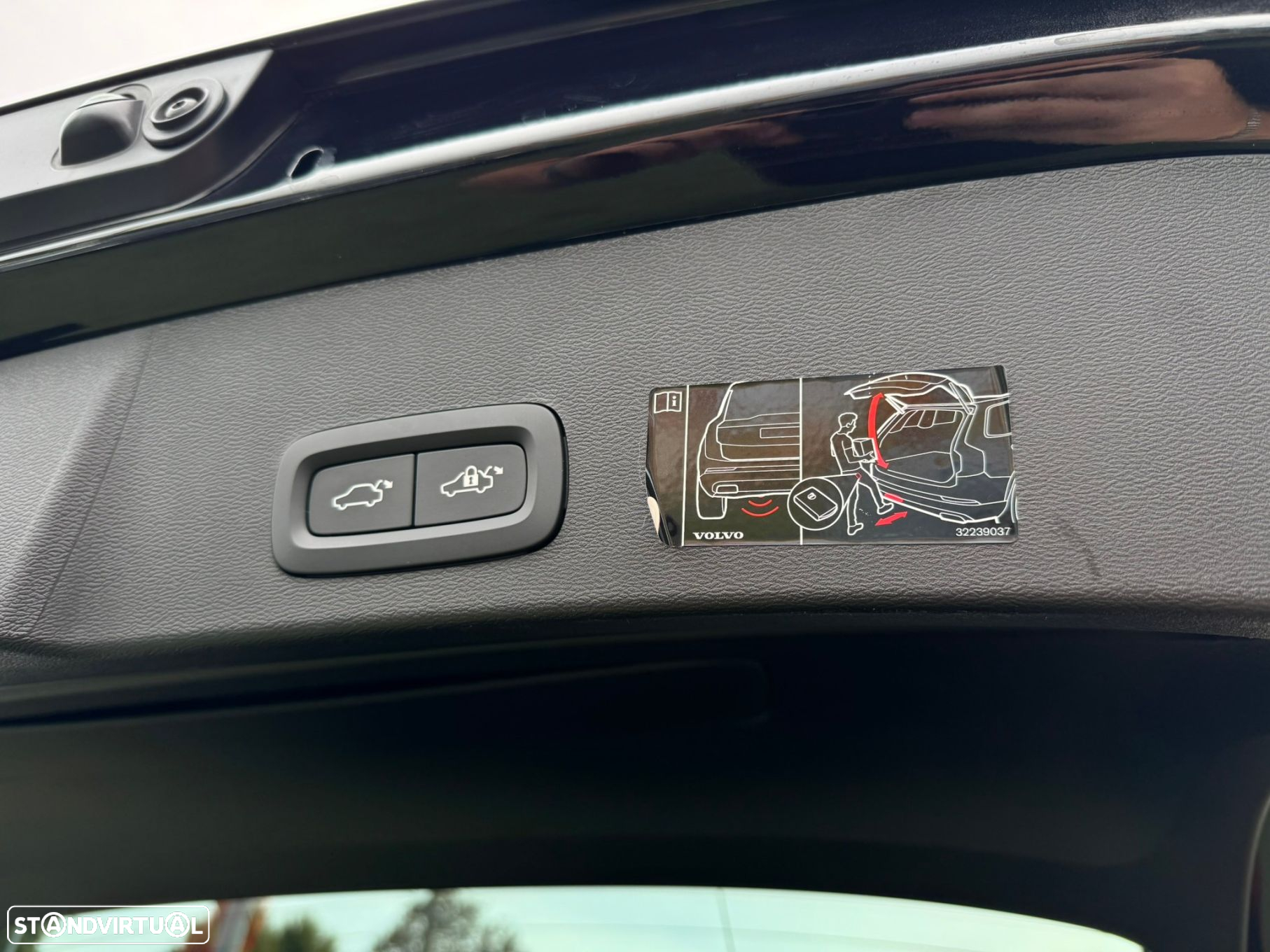 Volvo XC 40 1.5 T5 PHEV Inscription - 55