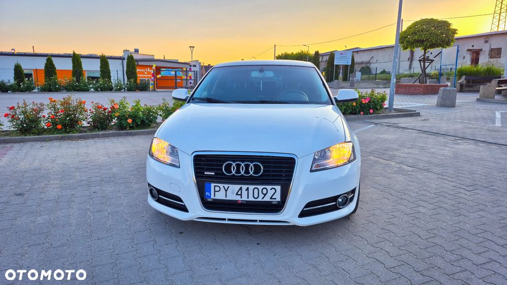 Audi A3 Sportback 2.0 TDI DPF Quattro Attraction - 13