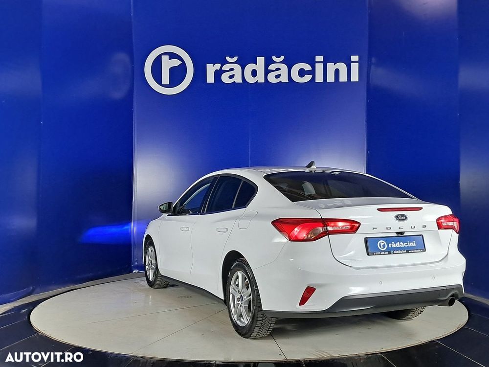 Ford Focus - 3